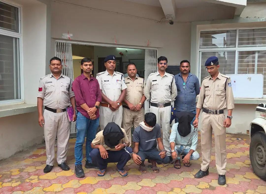 ग्वारी में हुई डीजे बॉक्स चोरी का खुलासा, 3 आरोपी गिरफ्तार